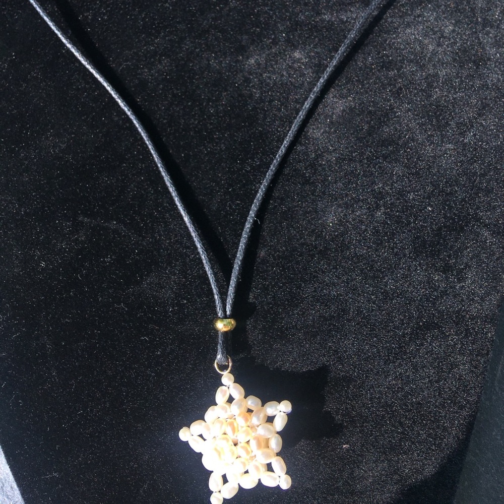 Fresh water pearl necklace